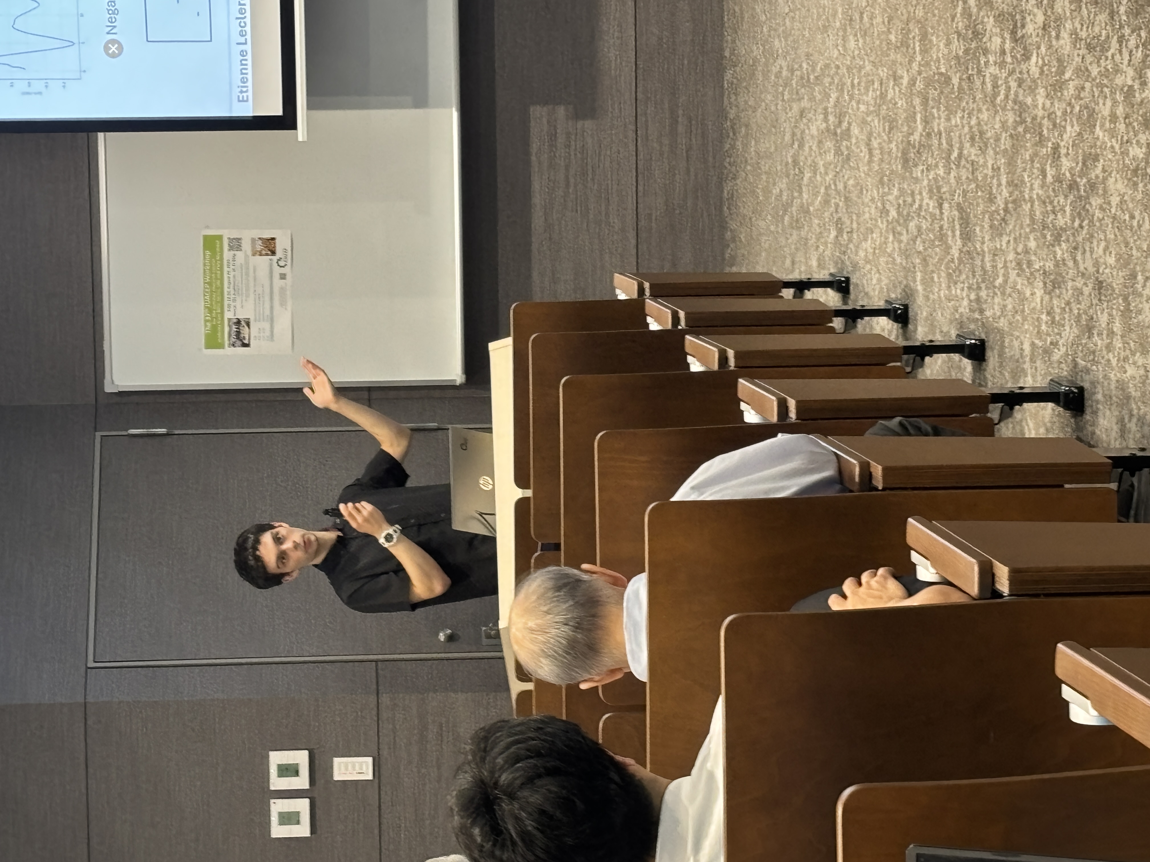 ワークショップでの発表風景2